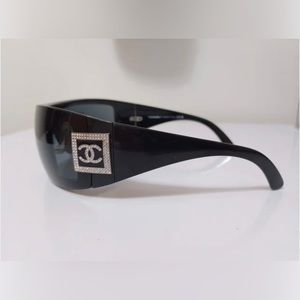 NWOT Rare Chanel Glasses
